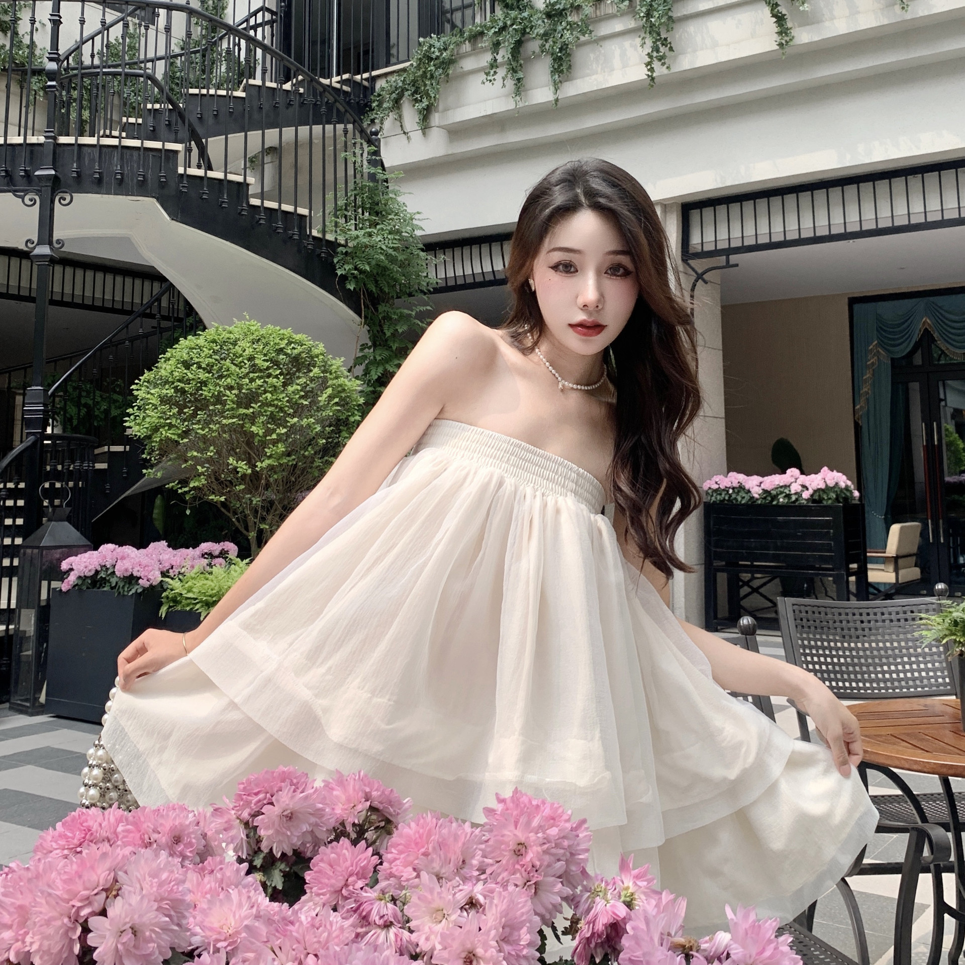 在逃公主三亚度假奶酪抹胸裙超仙温柔连衣裙女夏季a字蓬蓬蛋糕裙