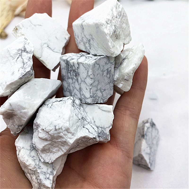 厂家供应白松石原石水晶鱼缸景石扩香原石