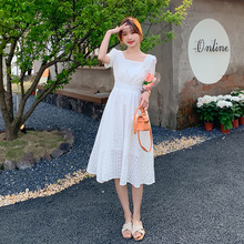 白色连衣裙女夏季高级感法式裙子仙女森系超仙方领长裙