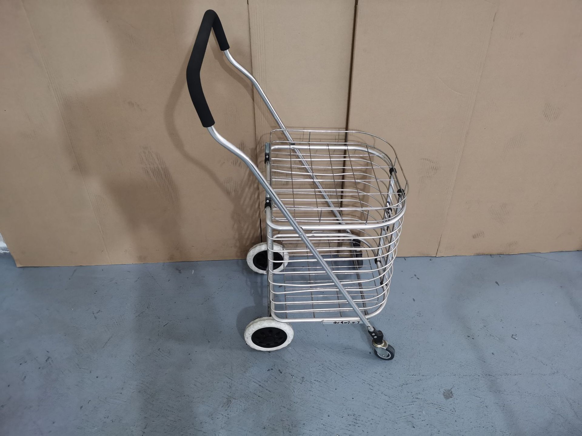 外贸便携购物车折叠式带盖行李车多功能爬楼车老人买菜车手拉车