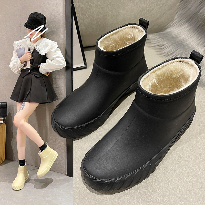 new japanese style short tube rain boots women‘s foreign trade fashion velvet padded rain boots kitchen work non-slip waterproof shoes soft bottom rubber shoes