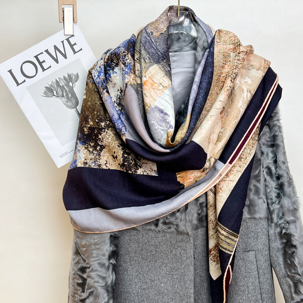 层林浸染 秋冬新款真丝羊绒围巾女高级感保暖围脖披肩批发 伴手礼