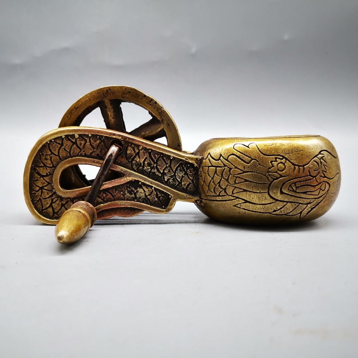 黄铜做旧墨斗 古玩仿古做旧老物件摆件批发订购墨守成规墨斗 批发