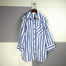 24春夏新款 G家法式小众设计感宽松湖蓝色竖条纹撞色刺绣衬衫上衣