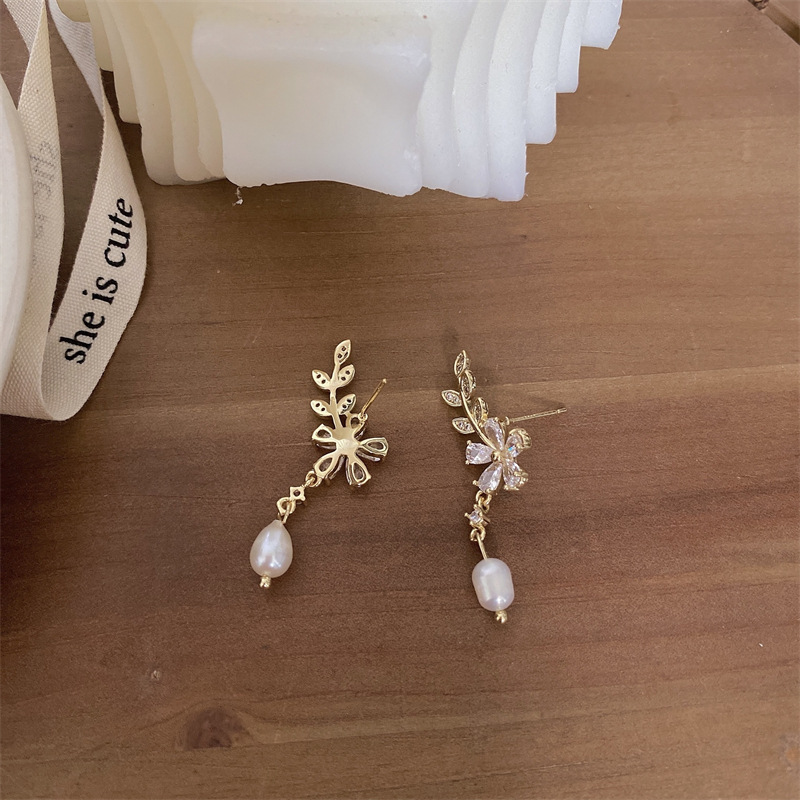Freshwater Pearl Zircon Stud Earrings Sterling Silver Needle Flower Branch Earrings Trendy 2022 New All-Match Earrings