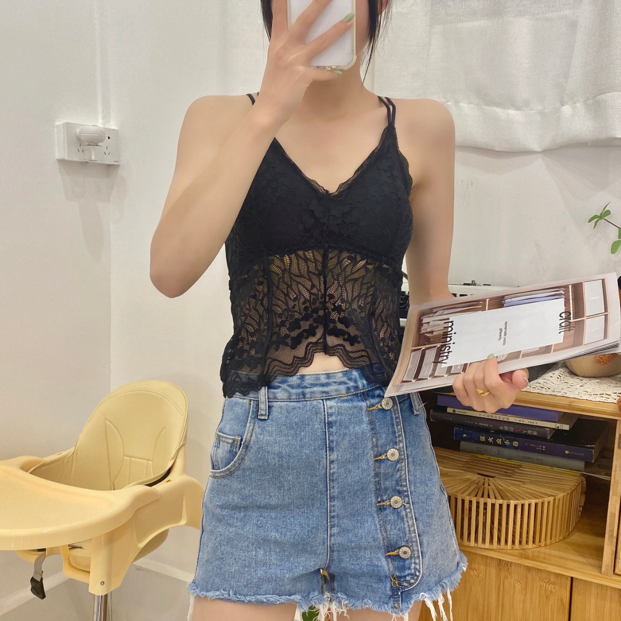 新款蕾丝乳胶胸垫修身百搭背心女夏薄隐约半透性感美背内衣女