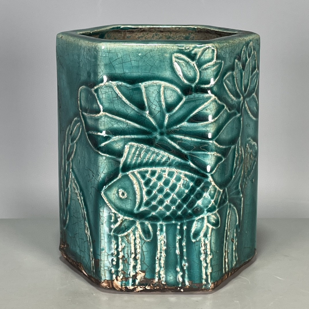 古玩杂项古董旧货吉州窑绿釉刻鱼藻纹六棱笔筒摆件收藏品老物件