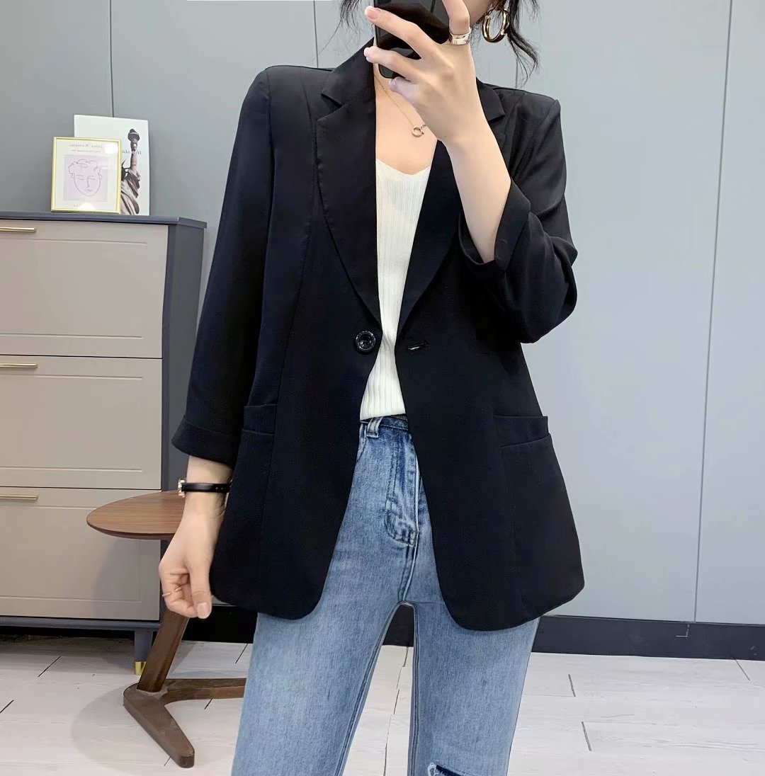 雪纺小西装外套女薄款2021春夏新款韩版休闲时尚垂感白色西服上衣