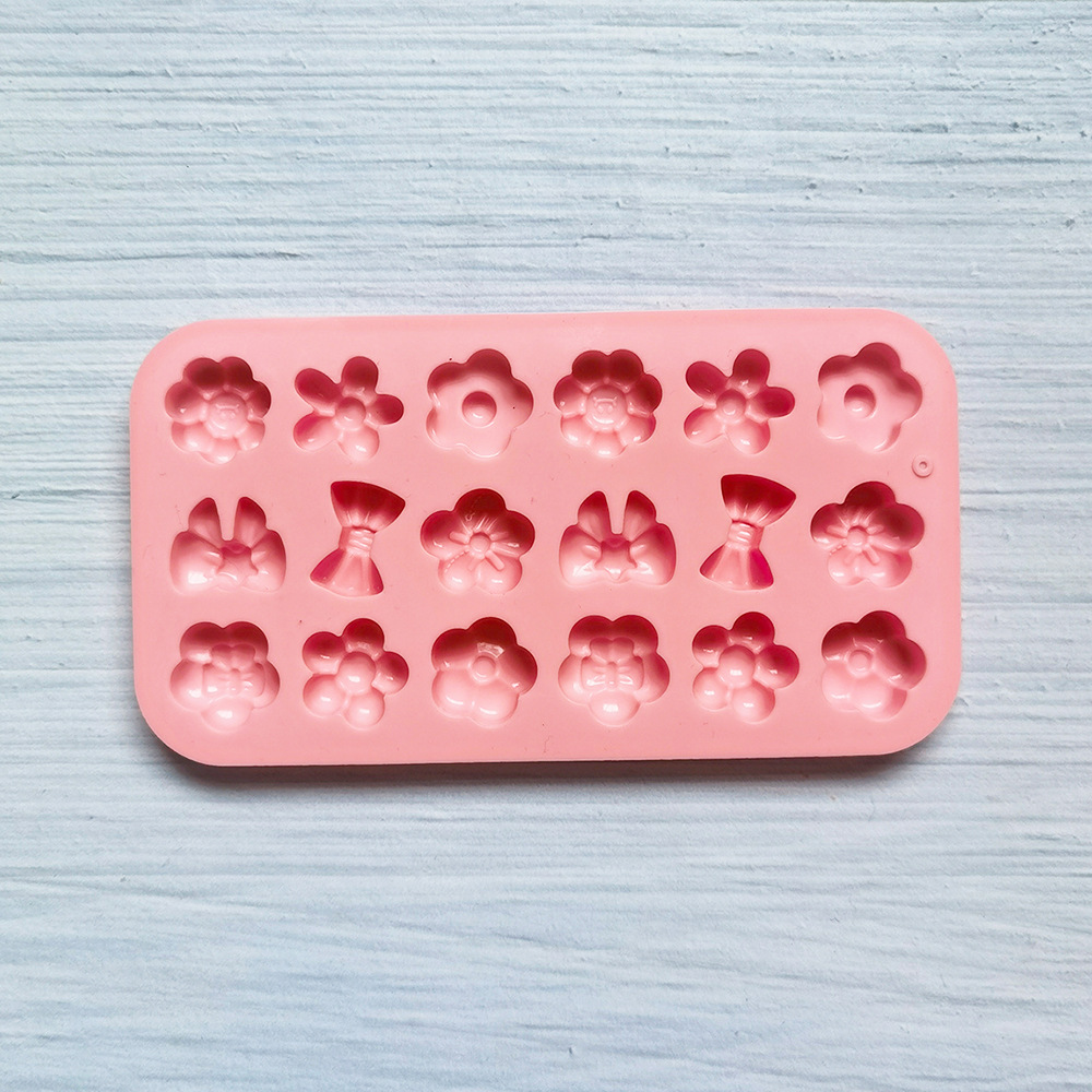 18 Even Flower Bow Tie 542 Chocolate Cookie Cutter Cake Mold Ice Cream Candy Silicone Mold