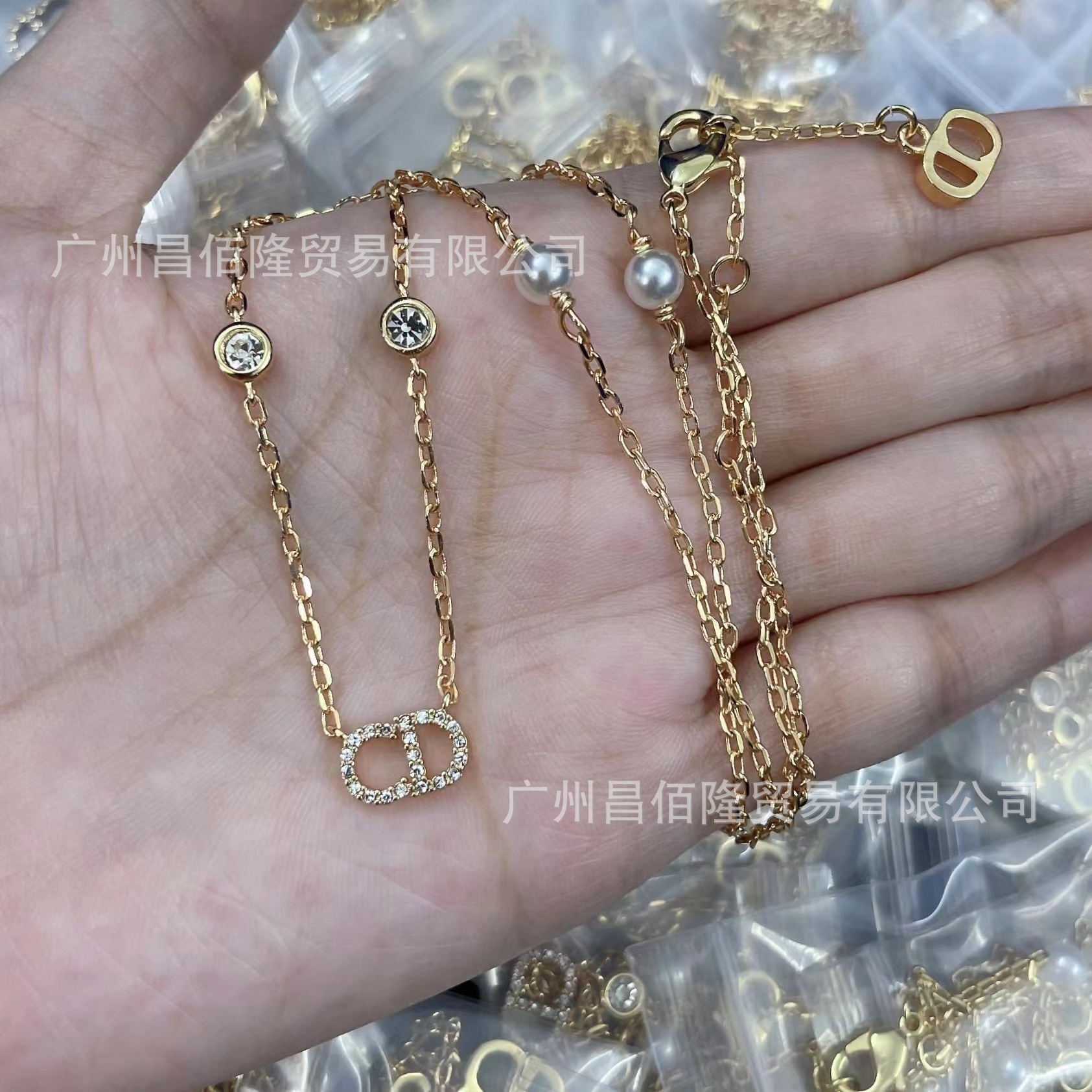 迪家d家对版字母cd水钻珍珠项链女时尚高级感锁骨链女工厂批发