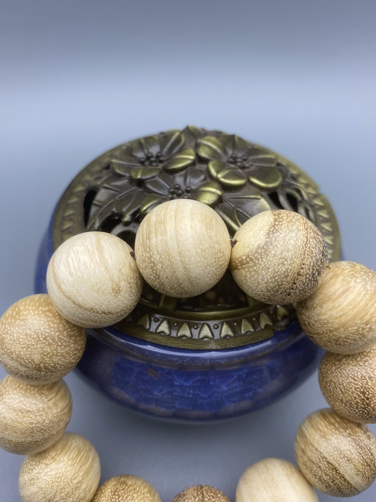 厂家批发直播供货佛珠手串奶香木念珠木质文玩手链男女送礼收藏品