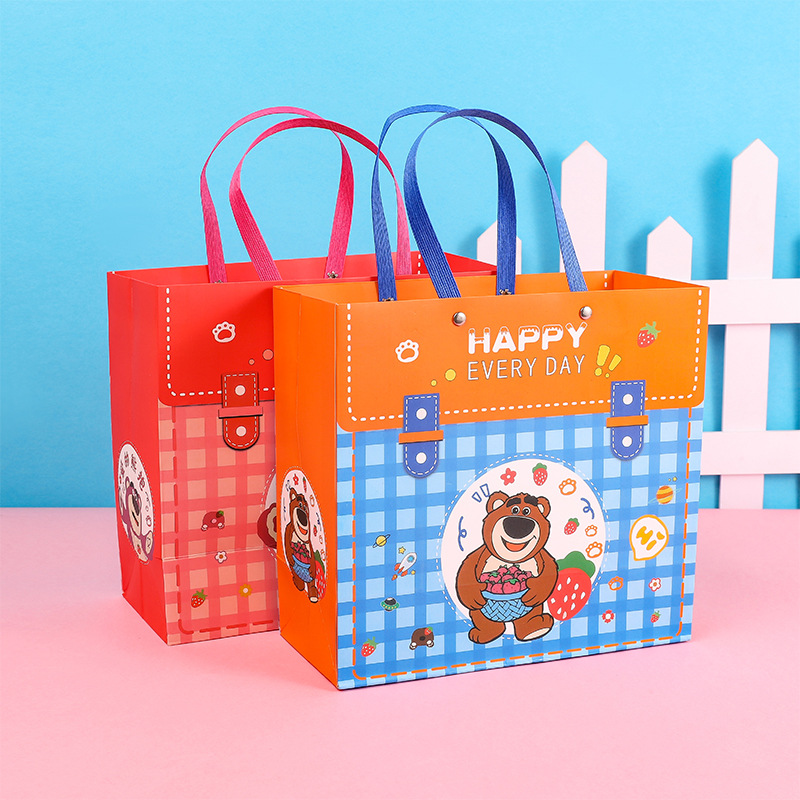 children‘s day day hand gift bag creative square hand white cardboard bag cartoon bear gift bag