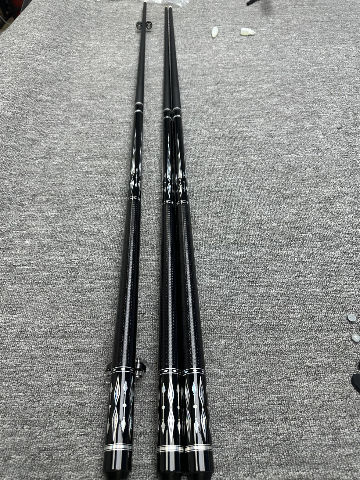 黑科技碳纤维台球杆小头大头中式黑八桌球杆九球杆盒全套装专业级