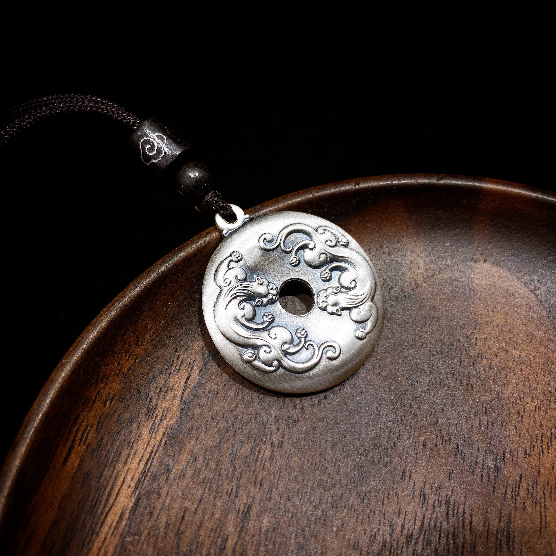 福氏999纯银双貔貅吊坠男女款潮牌平安扣项链配饰复古实心挂件