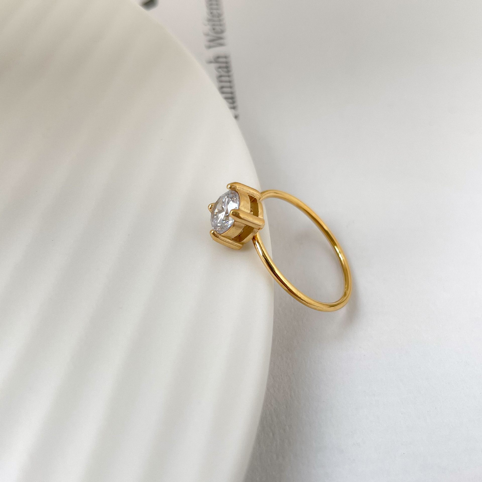 小方钻戒方形戒指女绿锆石食指戒方钻冷淡风指环