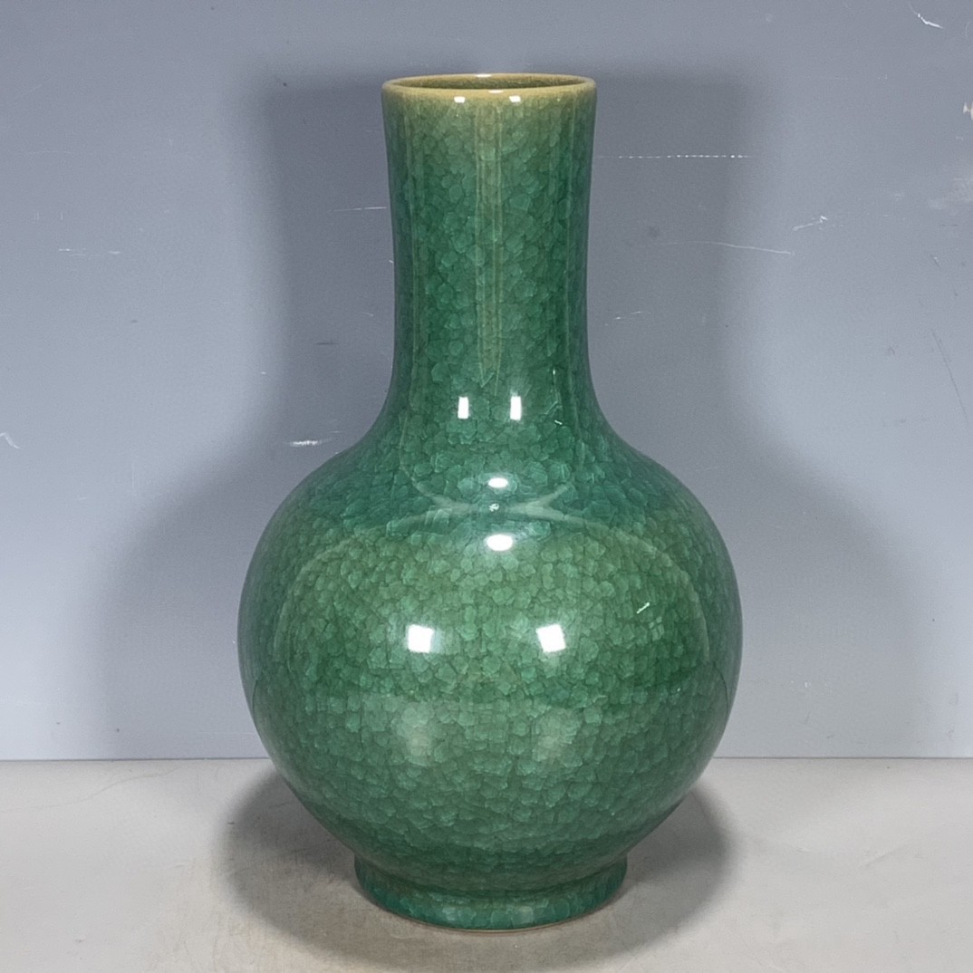 古玩杂项古董旧货官窑冰裂纹开片单色釉绿釉天球瓶仿古收藏老物件