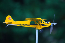 独立站金属铁艺飞机模型摆件可转动