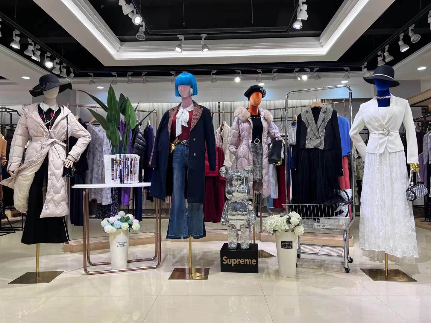 迪图2022秋冬品牌女装专柜撤柜分份 直播间实体店一手货源批发