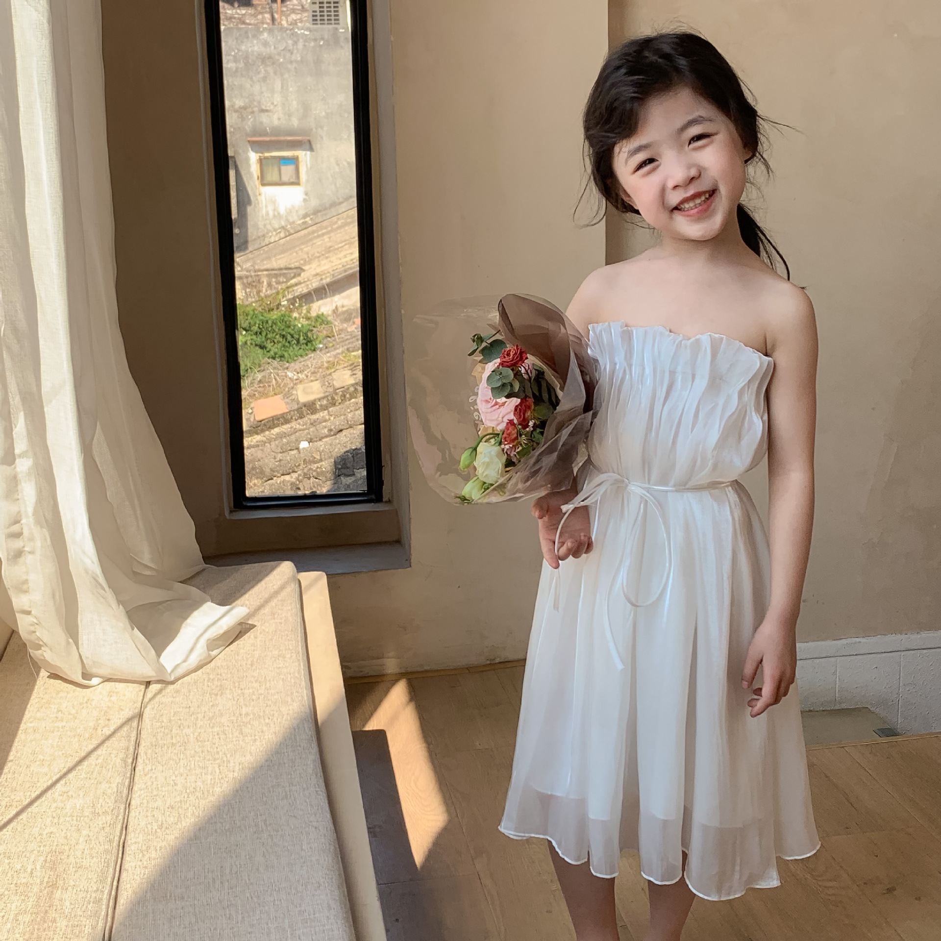 2022夏季新品女童丝滑轻薄白色小礼服裙中小童韩版抹胸连衣裙