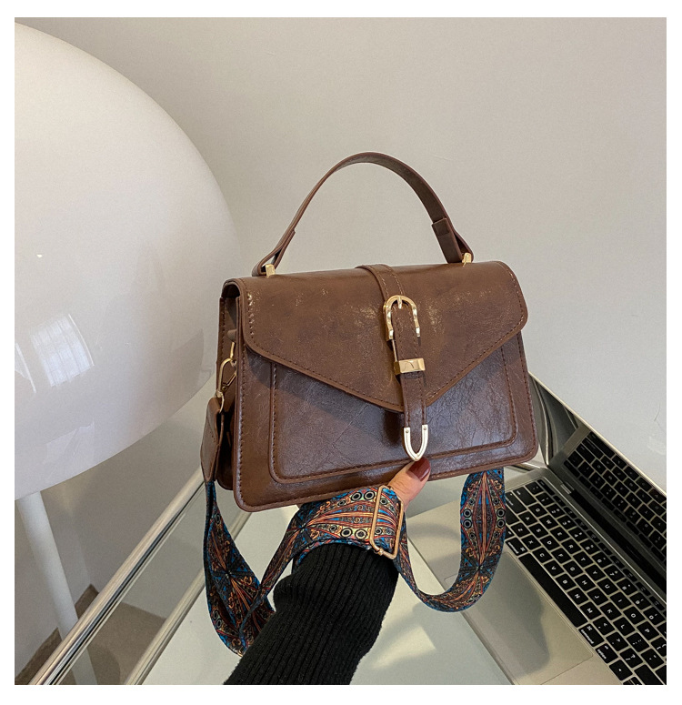 Western Style Women's Bag 2023 New Spring Fashion Shoulder Crossbody Small Square Bag Retro Handbag Texture Women's Korean Style