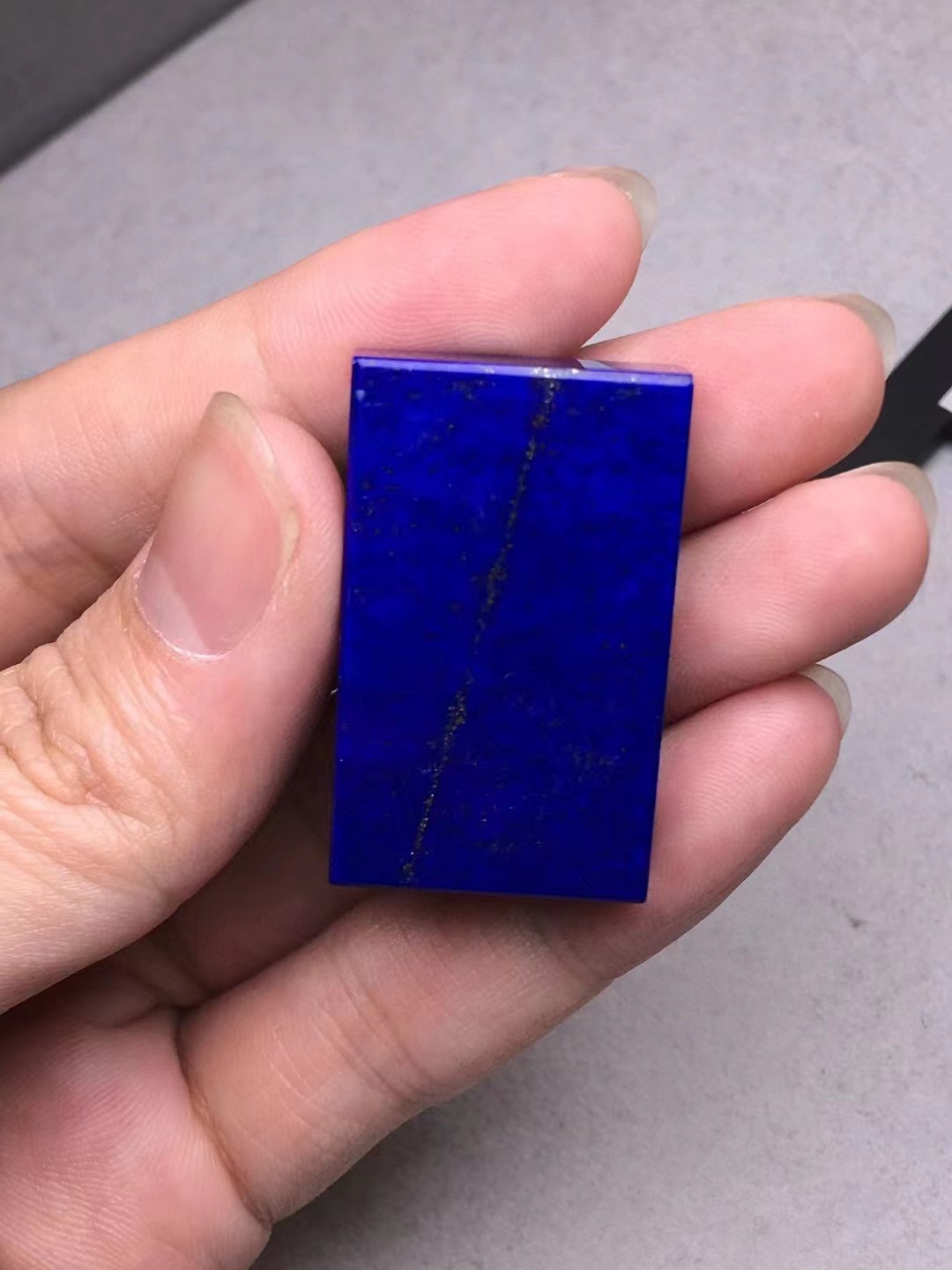 天然阿富汗青金石无事方牌颜色浅蓝色油亮干净挂件镶嵌首饰配饰