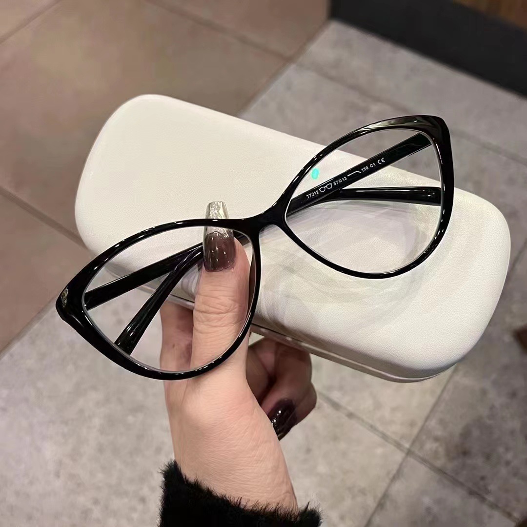 Large Frame Cat Eye Myopia Glasses Women's High-Profile Figure Retro Anti-Blue Ray Plain Glasses Korean Style Plain Face Photo Frame Glasses