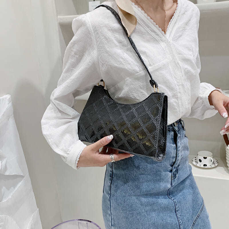 2021 New Trendy Korean Style Fashionable All-Matching Western Style One-Shoulder Summer Online Influencer Fashion Underarm Bag French Solid Color Bag Women's Bag