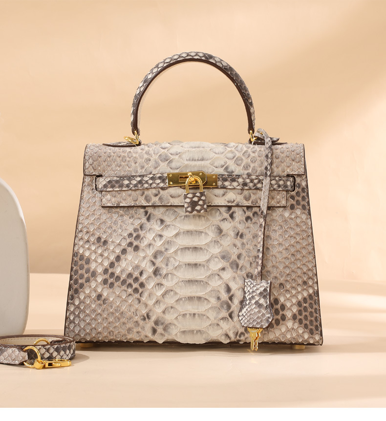 新款蟒蛇皮包包女士休闲特色真皮手提包潮流斜跨单肩包2021凯莉包