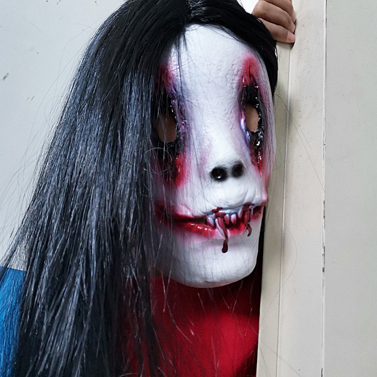 红衣女鬼面具鬼屋道具万圣节气氛道具节日整蛊吓人乳胶面具工厂