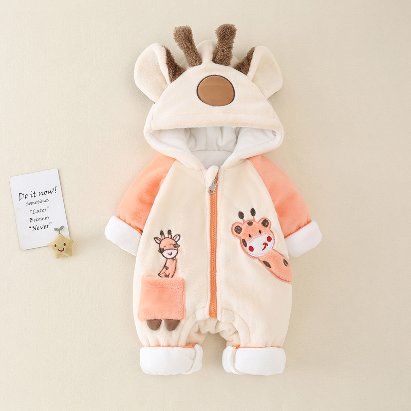 婴儿衣服冬季新款加厚保暖连帽小鹿毛毛衣满月宝宝外出