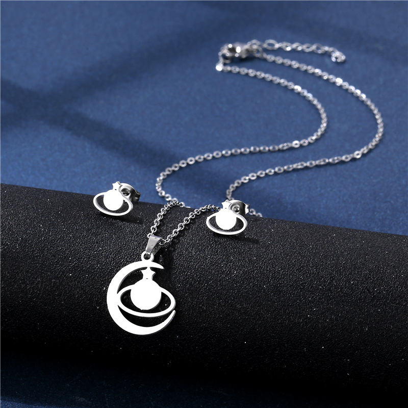 Cross-Border Fantasy Planet Necklace Women's Stainless Steel Clavicle Chain Earring Set Small Universe Fashion Necklace Ornament