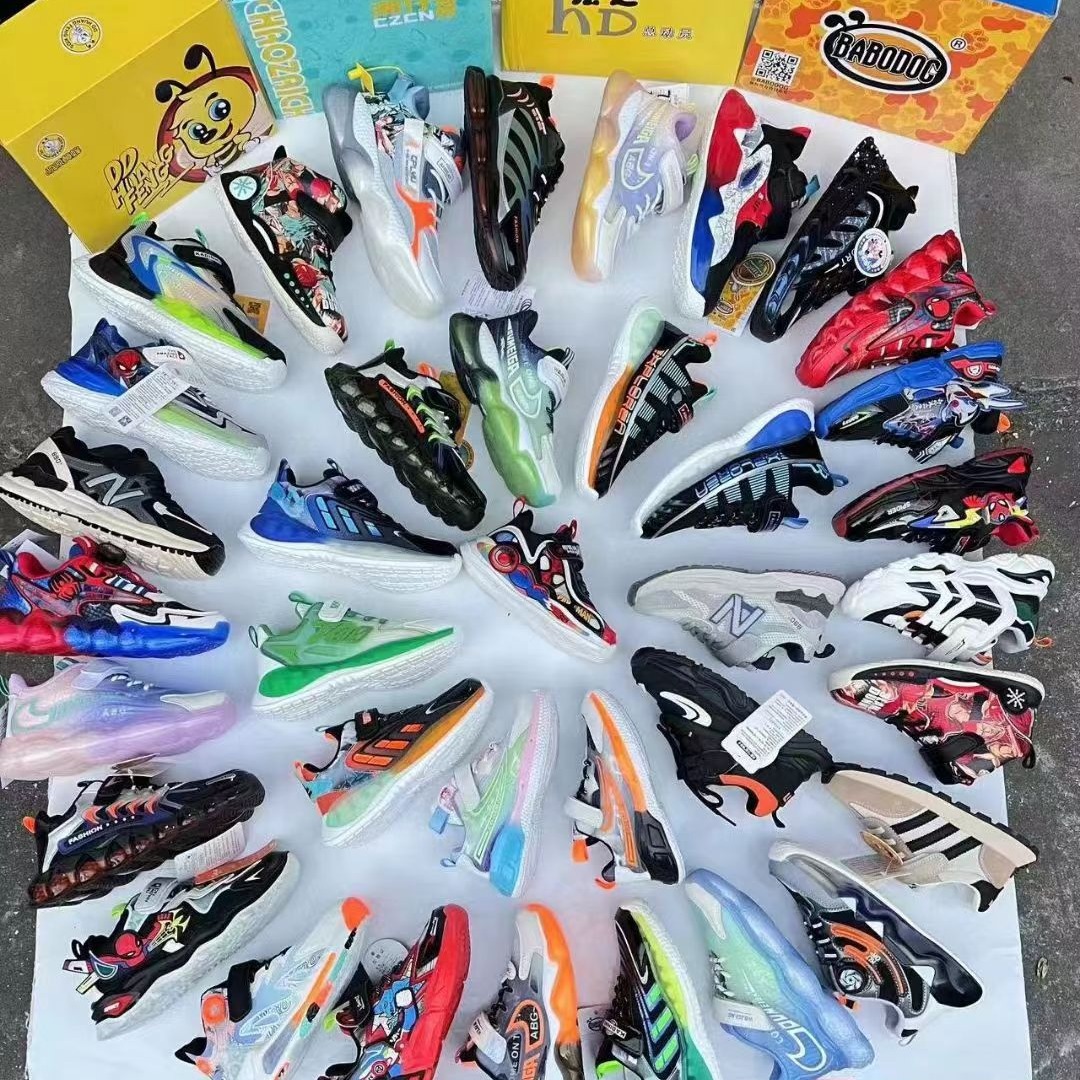 地摊童鞋学生运动鞋杂款鞋断码鞋处理鞋尾货鞋库存鞋厂家货源批发