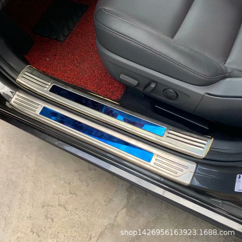 20昂克赛拉门槛条迎宾脚踏板改装 适用马自达次世代尾门门坎护板m