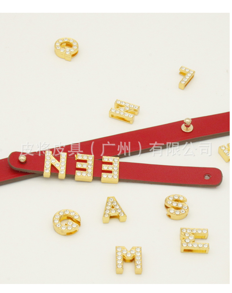 项圈情趣26字母拼接定制女牵引狗奴男用k9调教脖套调教成人用品