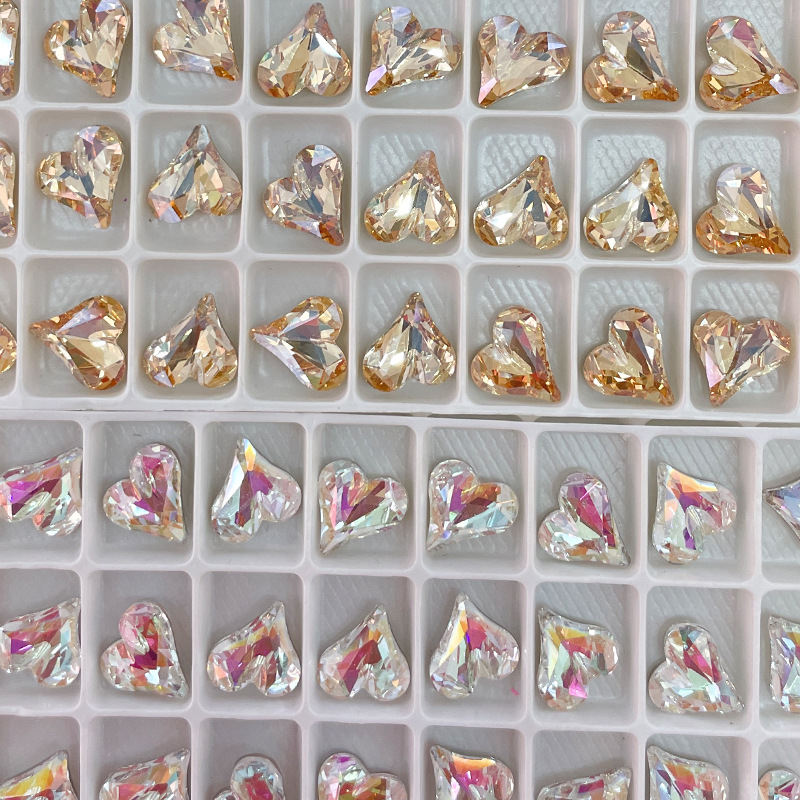 Imitation K9 New Groove One to One Imitation Crooked Peach Heart Manicure Jewelry Pointed Bottom Super Flash Irregular Crooked Heart DIY Nail Crystal