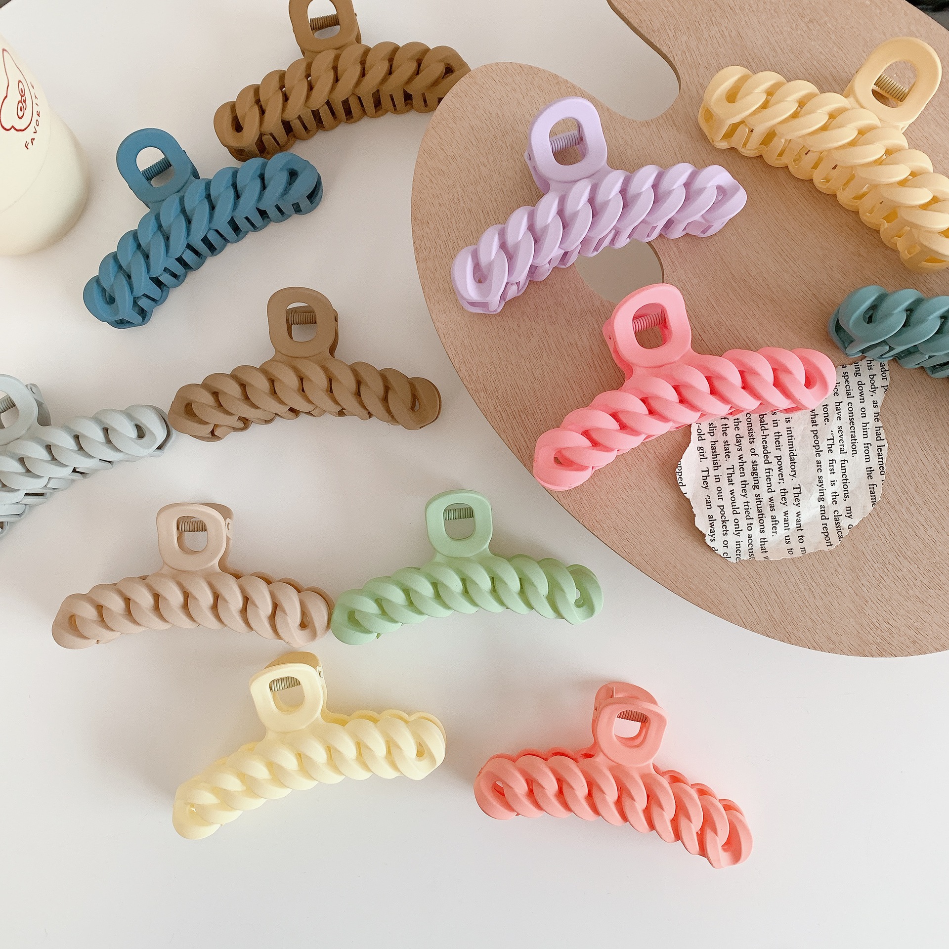 Plastic Grip Twist Shark Clip Updo Claw Clip Hairware Wholesale