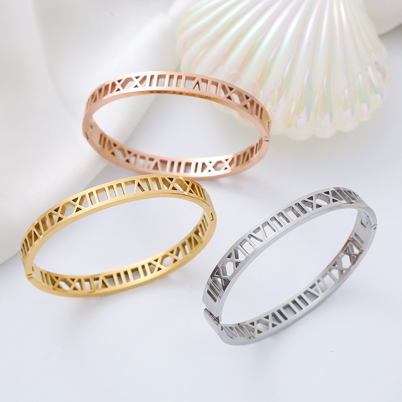 Cross-Border New Arrival Fashion Roman Numeral Letter Bracelet Hollow Stainless Steel Bracelet Couples Bracelet Wholesale