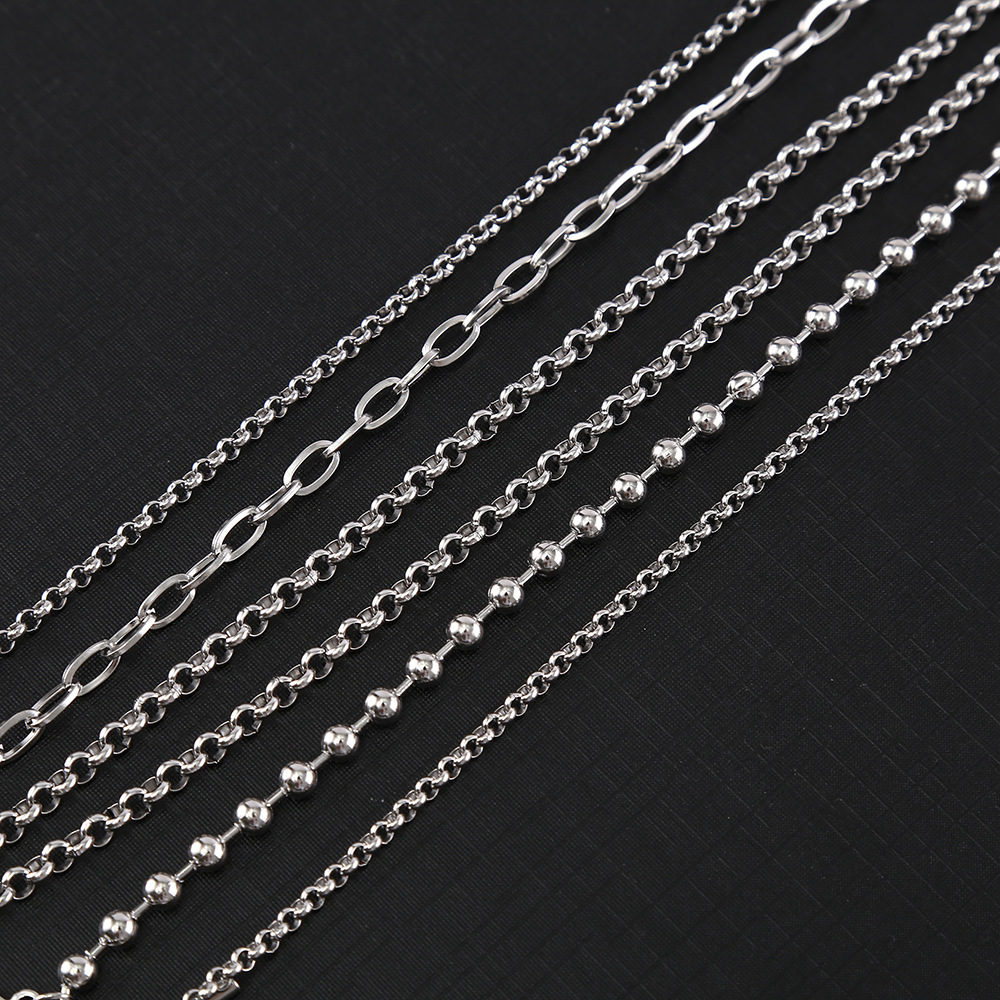 Korean Style Dongdaemun All-Match Titanium Steel Necklace Unique Pendant Sweater Chain Sweet Cool Metal Clavicle Chain Wholesale Delivery