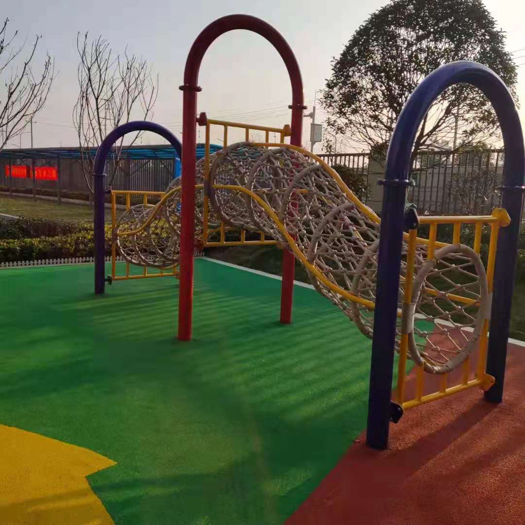 户外幼儿园爬网攀爬架公园拓展钻网室外儿童攀岩滑梯组合玩具