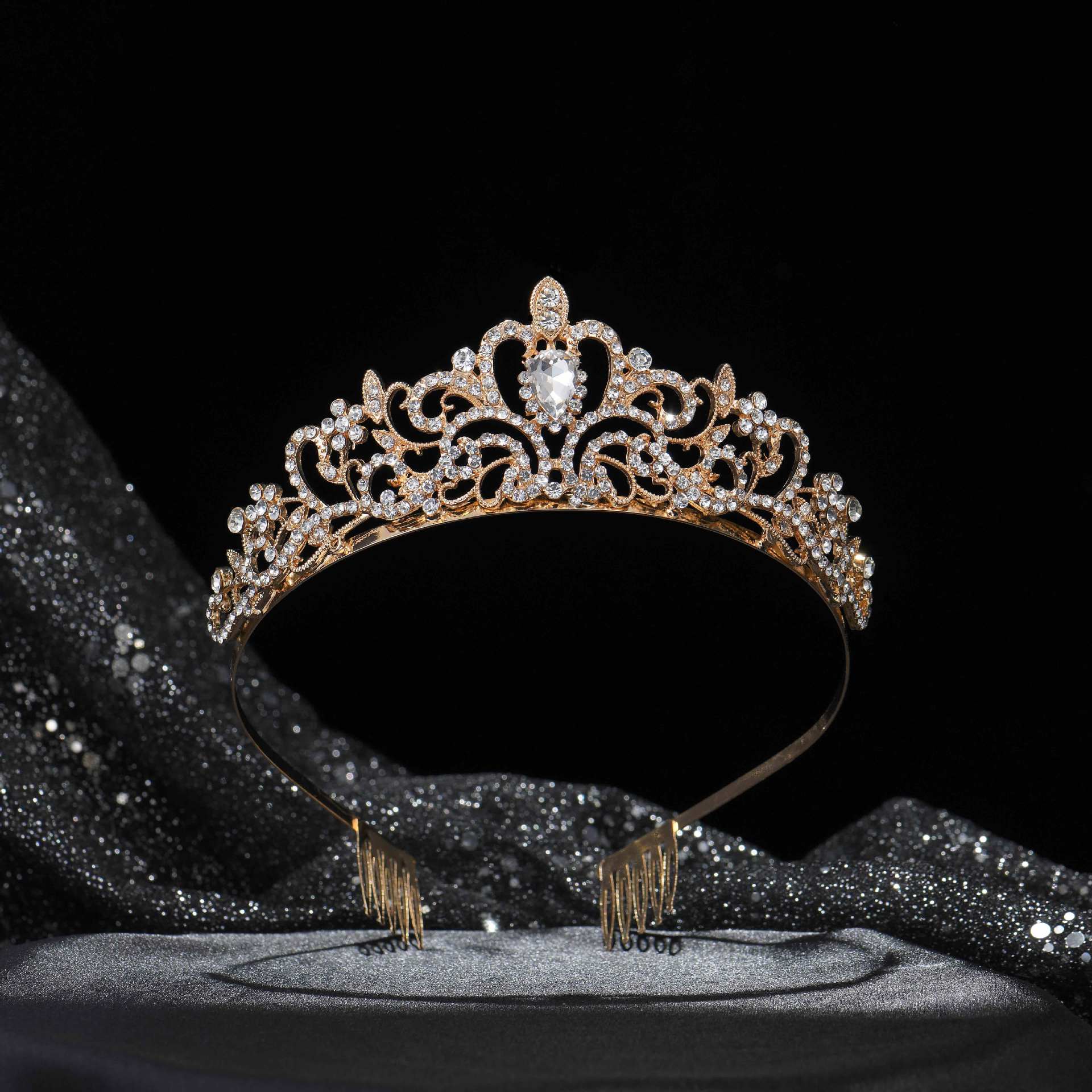 爆款新娘皇冠发饰奢华水钻合金仙美森系公主王冠发箍婚礼宴会头饰