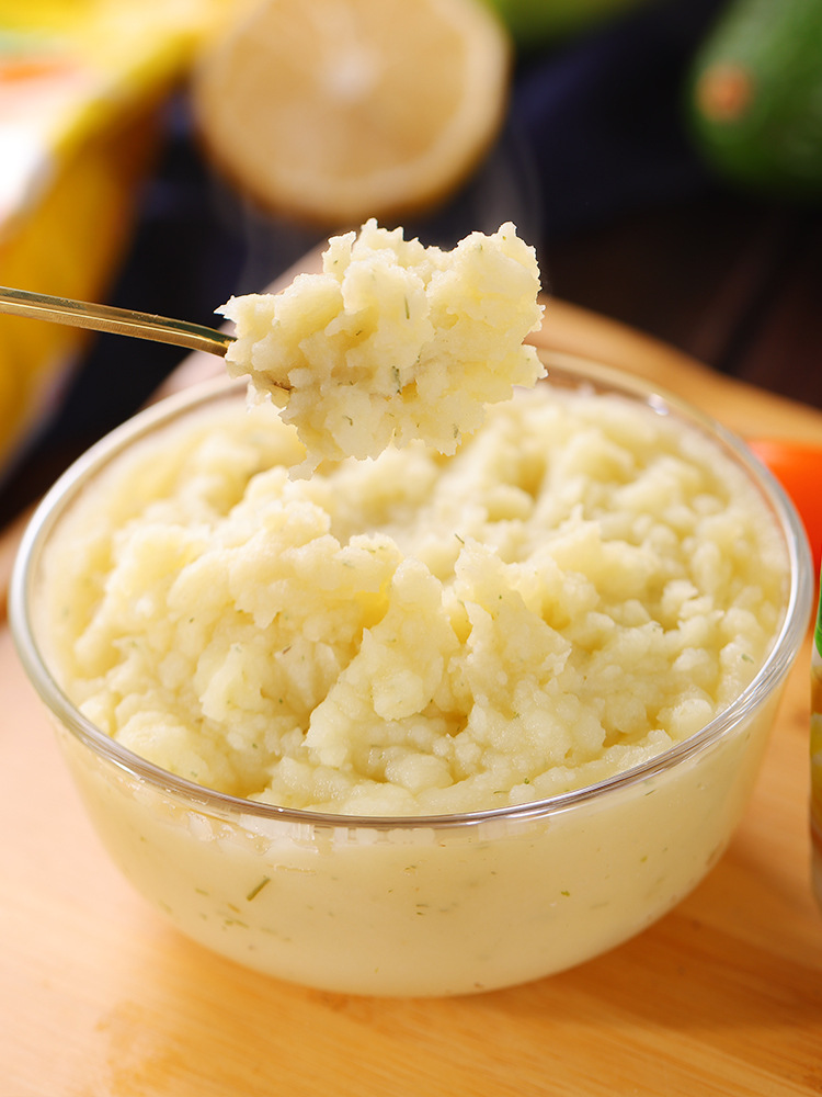 俄罗斯速溶土豆泥昆采沃速食冲泡袋装代餐早餐家用即食品