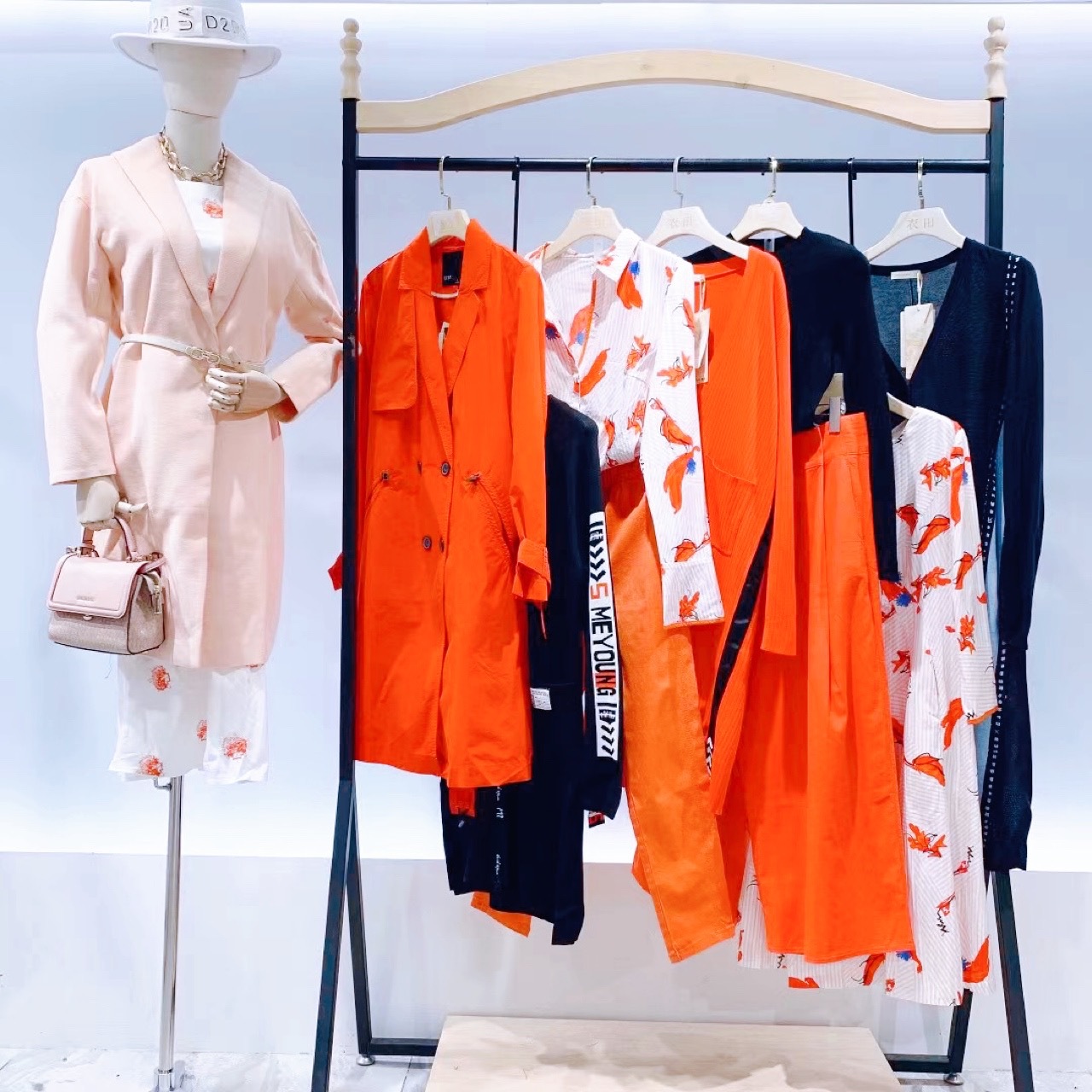 广州设计师休闲棉麻大码女装熙然品牌22春装当季撤柜女装货源批发