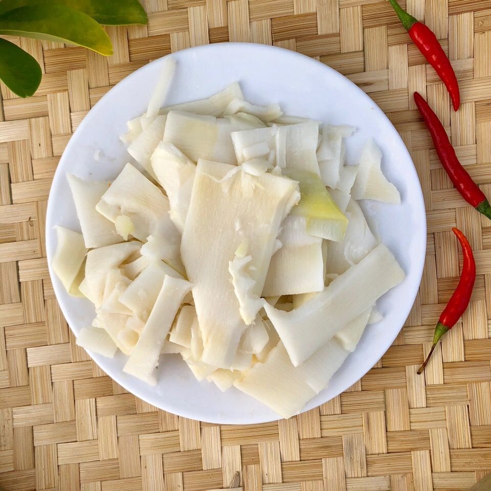 广西灵山特产竹笋片酸竹笋包邮湿笋笋丝下饭菜咸菜清水笋