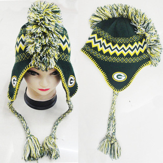 工厂定制欧美风流苏鸡冠帽晴纶提花护耳帽鸡冠嘻哈套头帽