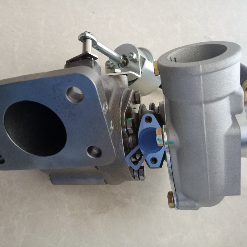 玉柴yc4d 4108 4110柴油发动机涡轮增压器3孔gt25 e0401-1118100