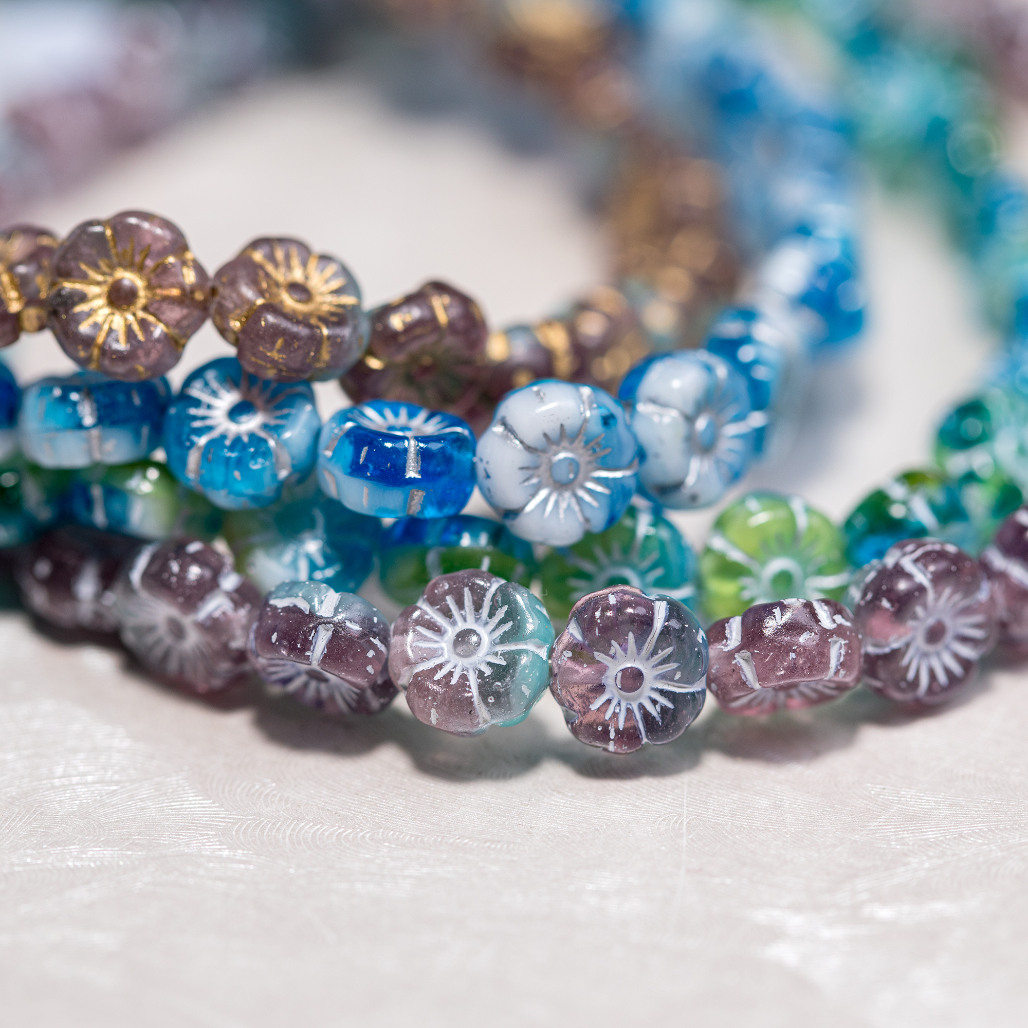 8mm捷克古董珠小花花 浅蓝紫混色描金耳环手项链diy串珠手工发簪