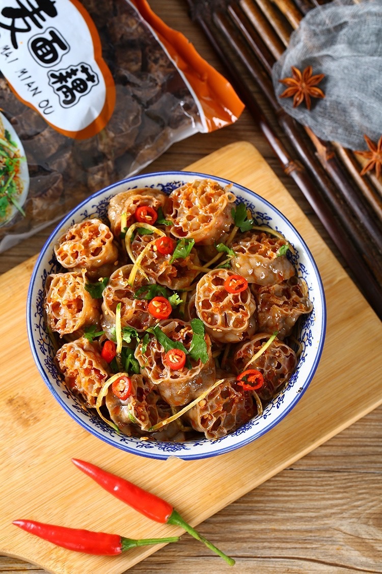 黑荞麦面藕吸汁网红减体肥代餐凉皮面筋凉拌菜火锅干货