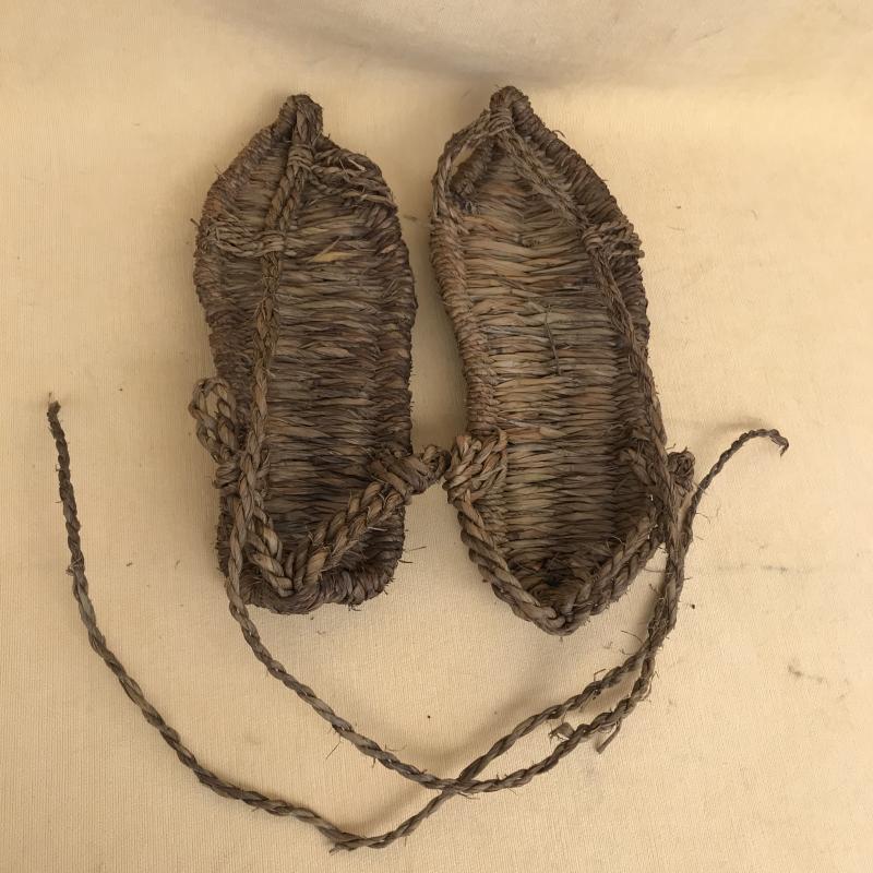 红色文化老物件红军草鞋藤草手工编制复古怀旧收藏道具挂饰摆件