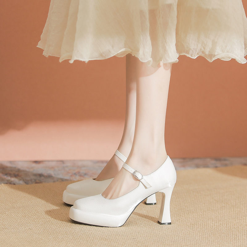 9966-2法式玛丽珍模特走秀高跟鞋女厚底防水台粗跟单鞋四季鞋裸色