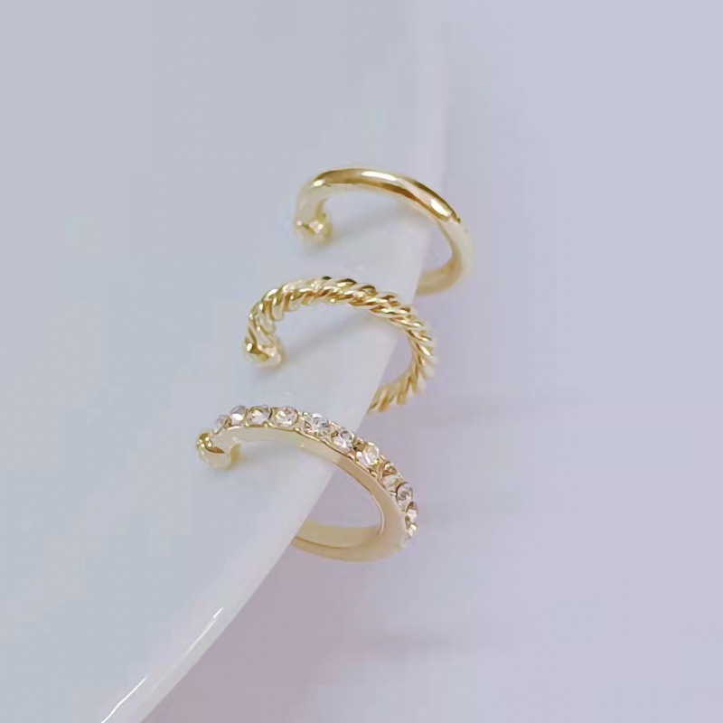 Fairy Mori Style Non-Piercing Ear Clip Retro Hong Kong Style Simple All-Match Cold Suit Niche Design Ear Clip